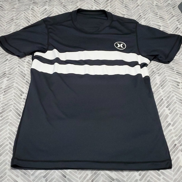 Hurley T-Shirts - Picture 2 of 4